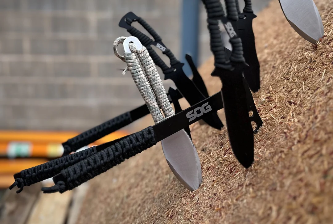 Knife Center Shop 55 Knife Center Shop -Knife Center Shop knifecombo1 2 0a1f52b0 f9f8 4d69 b884